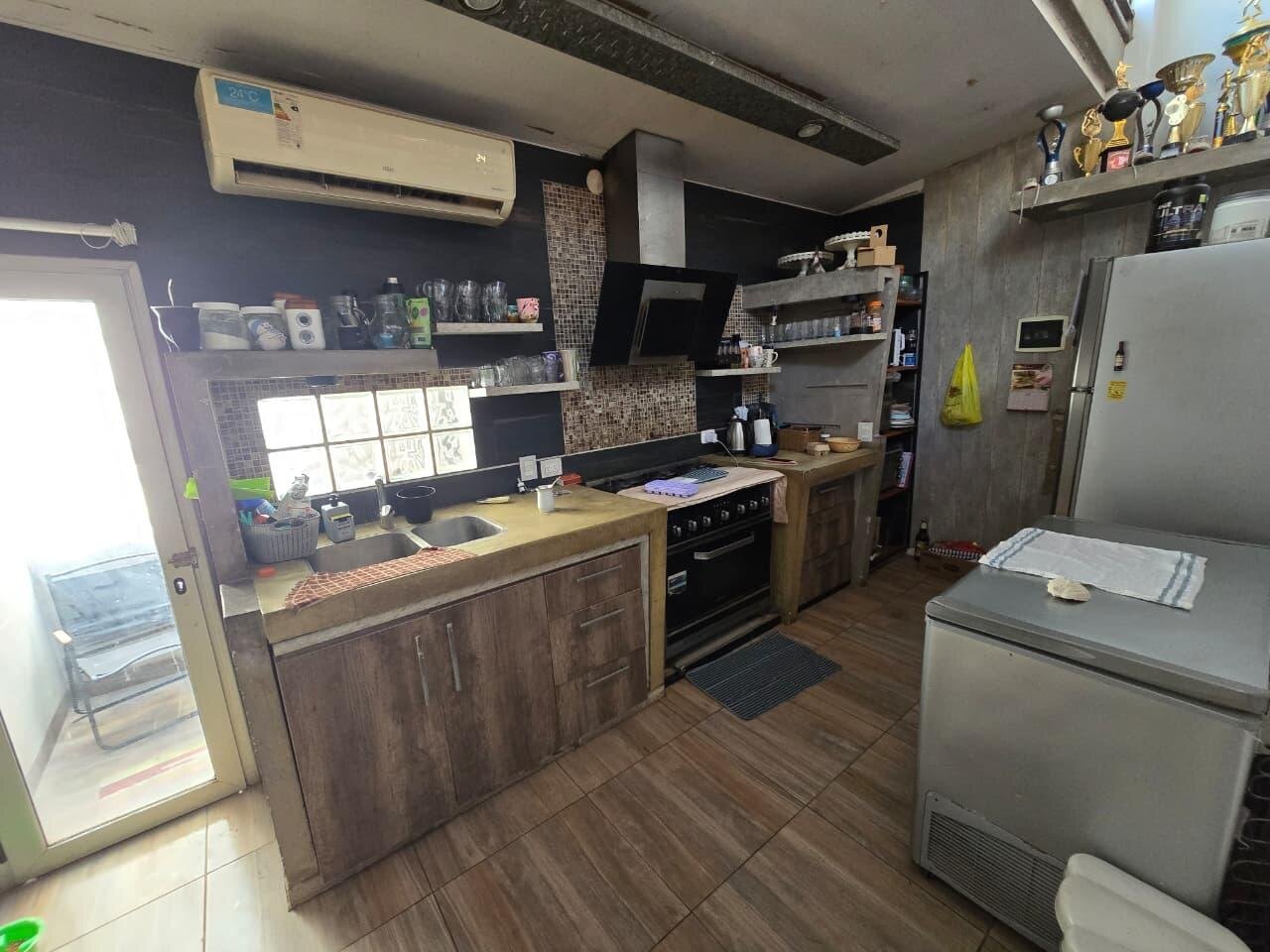 CASA EN VENTA 4 AMBIENTES CON PILETA EN SAN ANTONIO DE PADUA - 8