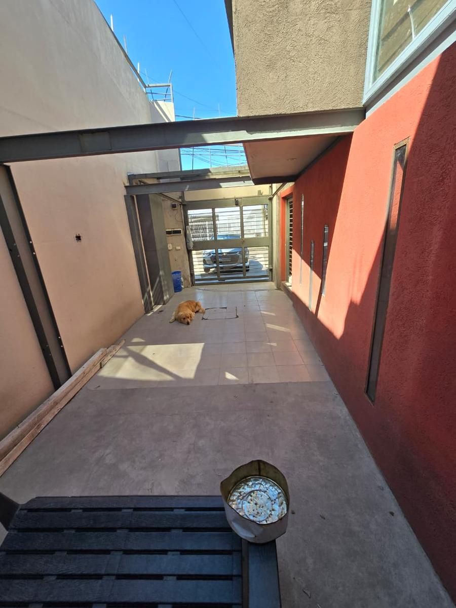 CASA EN VENTA 4 AMBIENTES CON PILETA EN SAN ANTONIO DE PADUA - 19