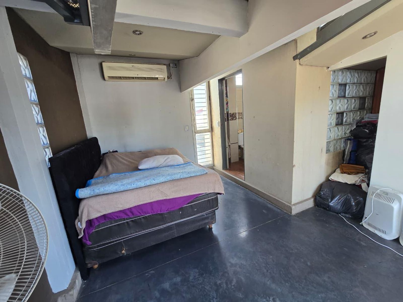 CASA EN VENTA 4 AMBIENTES CON PILETA EN SAN ANTONIO DE PADUA - 25