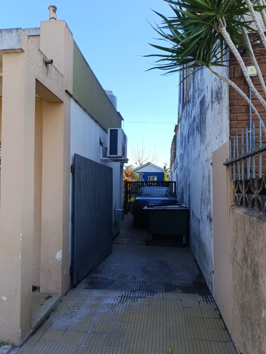 ALQUILER CASA 3 AMBIENTES CON PARQUE EN ITUZAINGO - 2