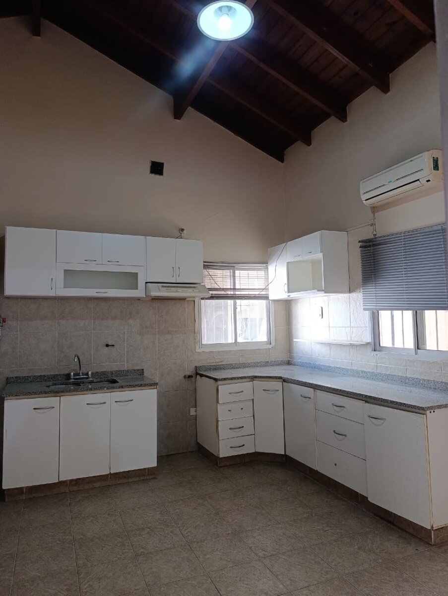 ALQUILER CASA 4 AMBIENTES EXCELENTE UBICACIÓN EN ITUZAINGÓ NORTE — foto 13