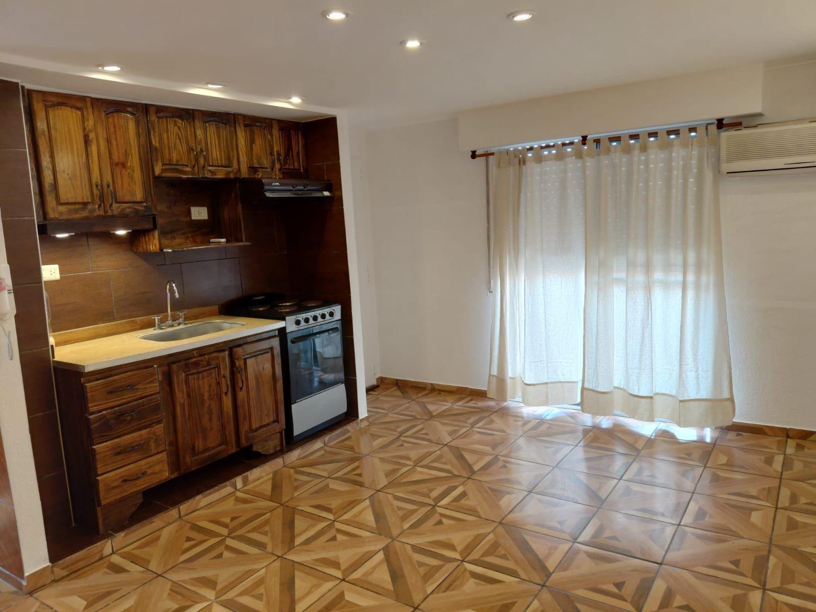 DEPARTAMENTO DE 3 AMBIENTES 2DO PISO — foto 2