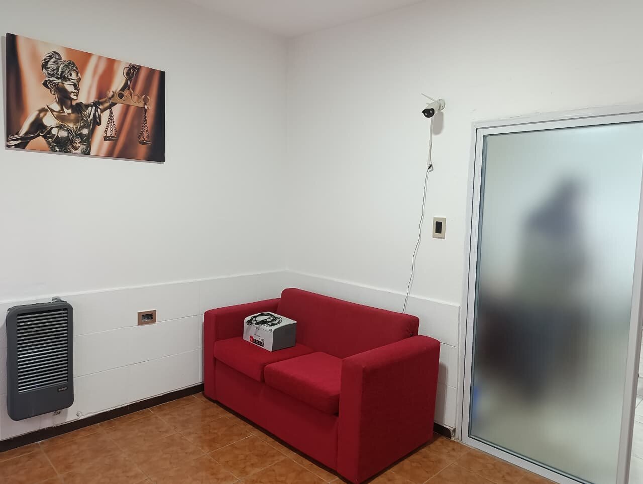 VENTA CASA 3 AMBIENTES EN MORON ZONA TRIBUNALES - 2