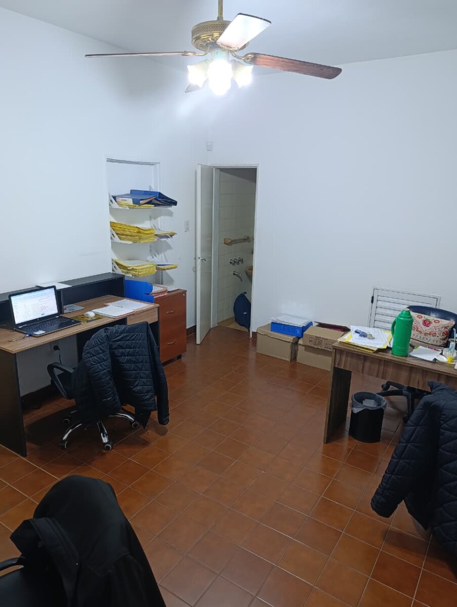VENTA CASA 3 AMBIENTES EN MORON ZONA TRIBUNALES - 12