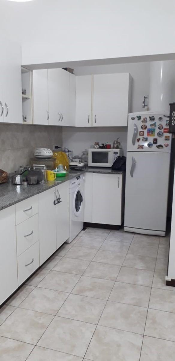 REGIO PH 3 AMBIENTES EXCELENTE EMPLAZAMIENTO. — foto 3