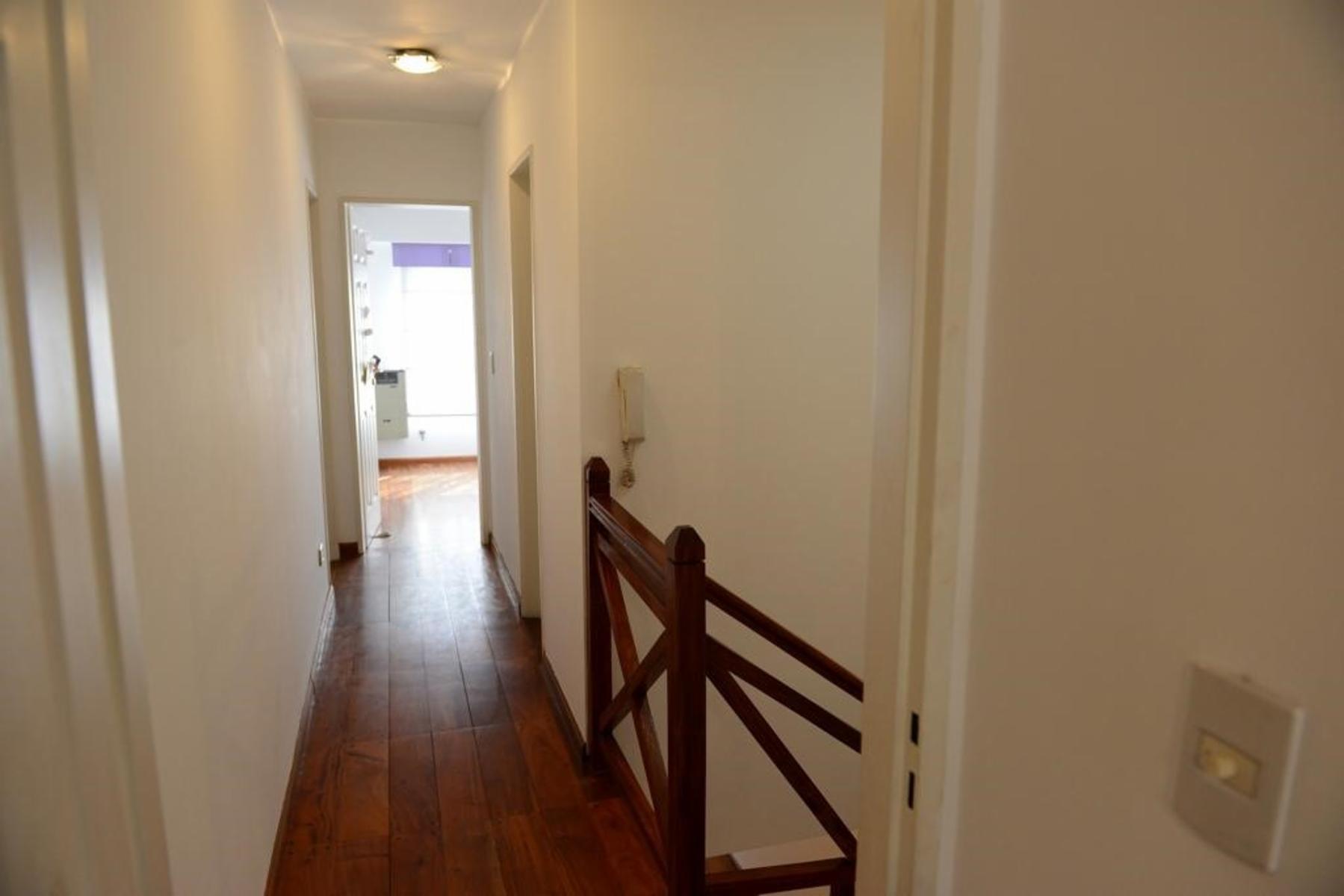 ESPLENDIDO DUPLEX CUATRO AMBIENTES OPTIMO EMPLAZAMIENTO - 10