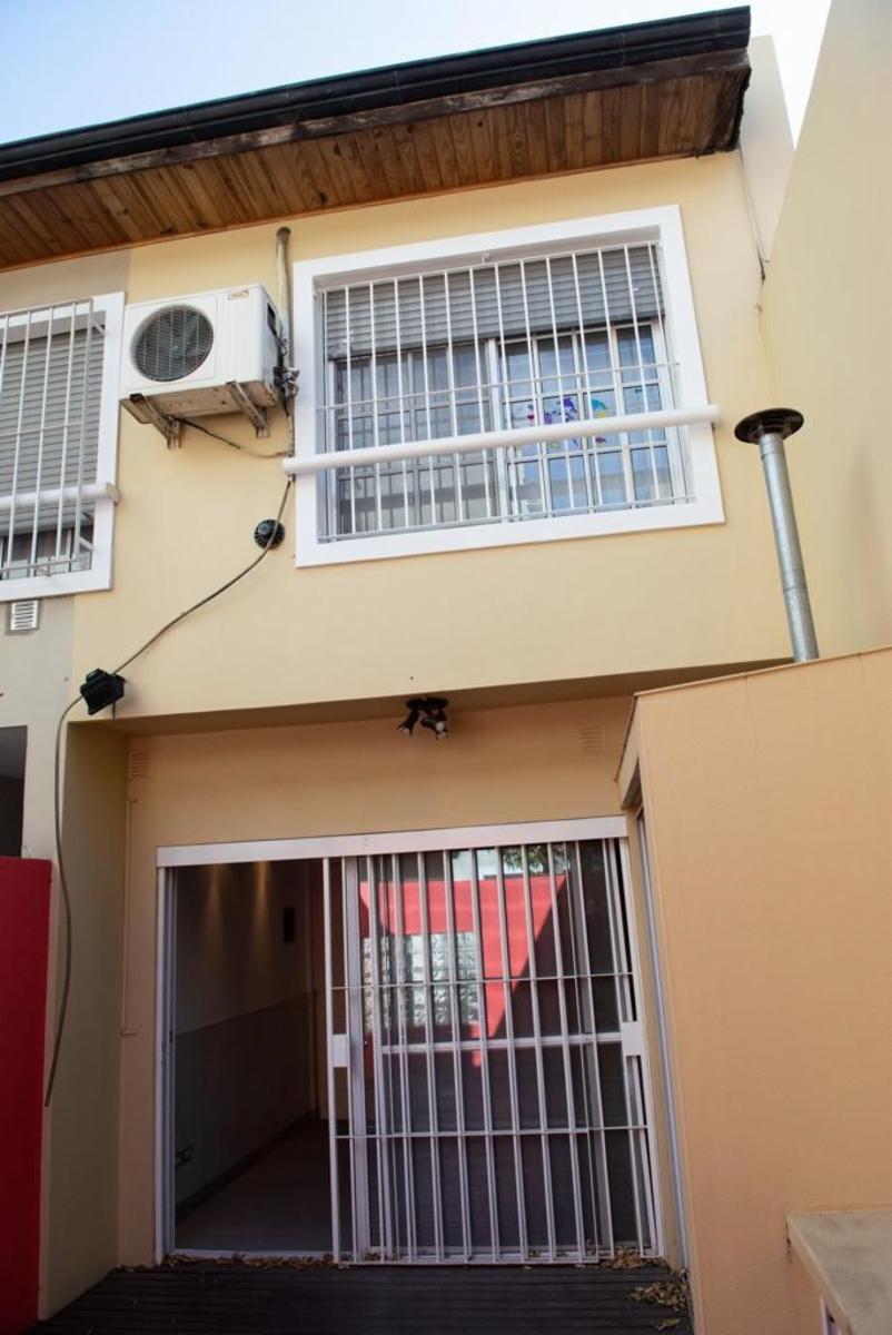 ESPLENDIDO DUPLEX CUATRO AMBIENTES OPTIMO EMPLAZAMIENTO - 11
