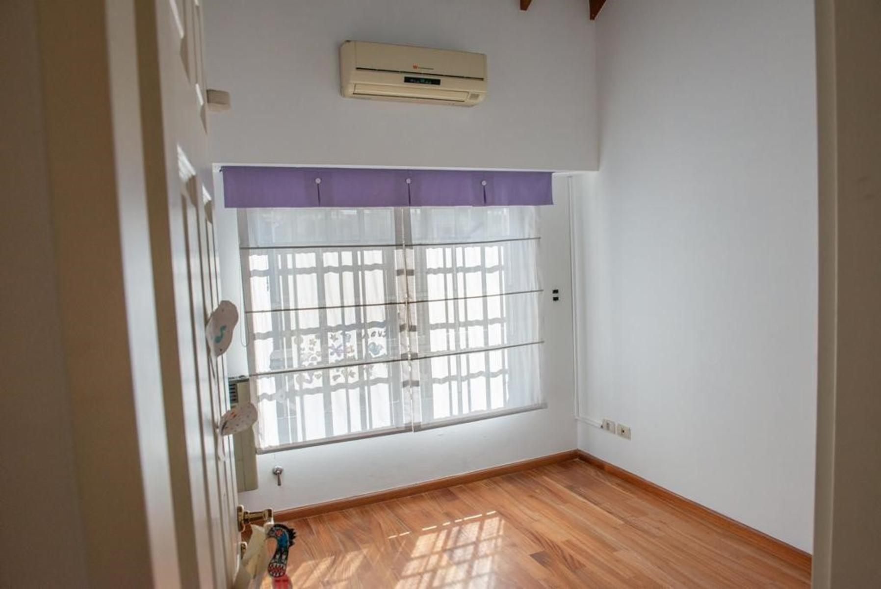 ESPLENDIDO DUPLEX CUATRO AMBIENTES OPTIMO EMPLAZAMIENTO - 12