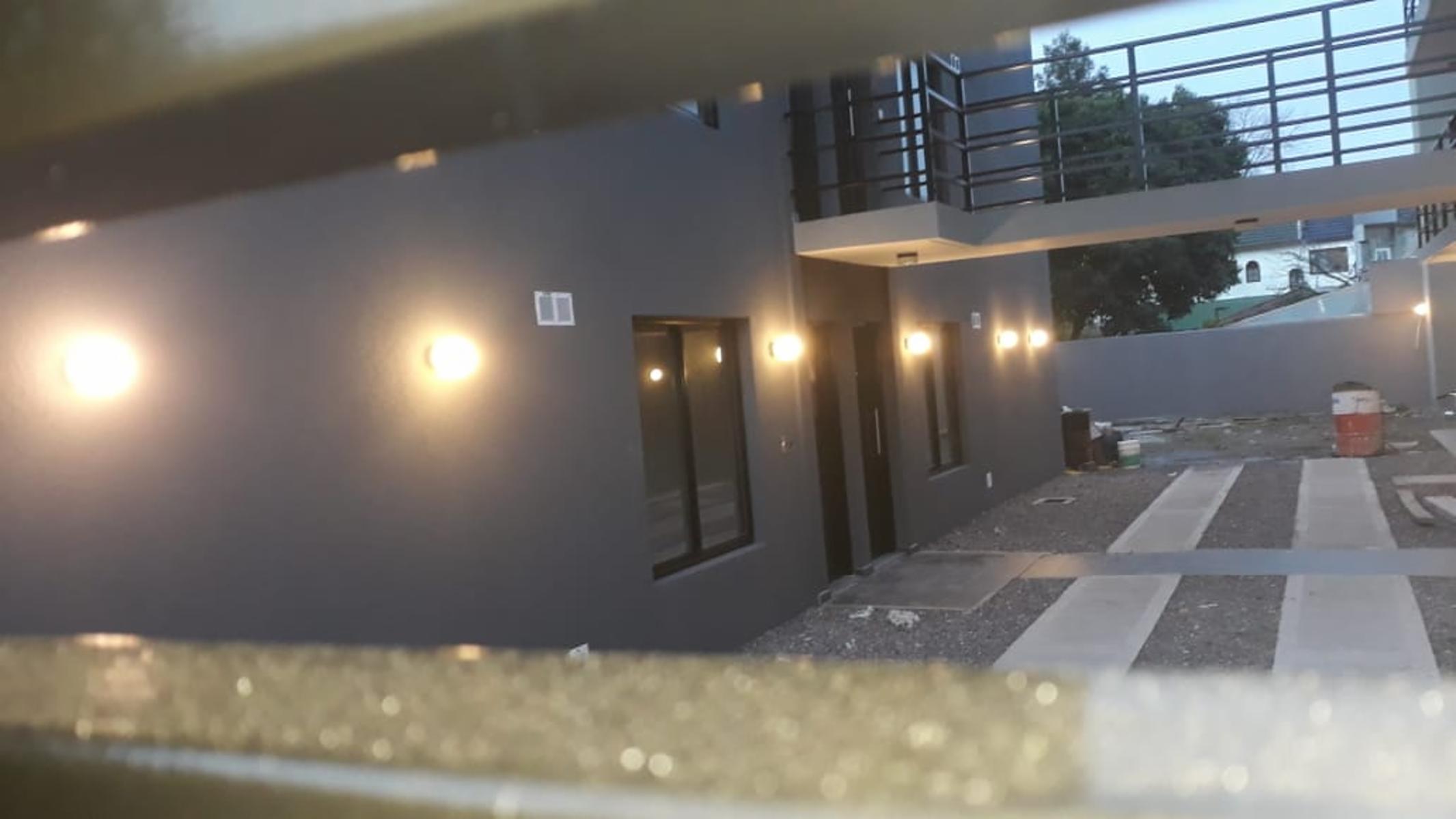 VENTA DEPARTAMENTOS DE DOS AMBIENTES AMPLIOS EN MORON. ENTREGA YA U$S 49900 — foto 7