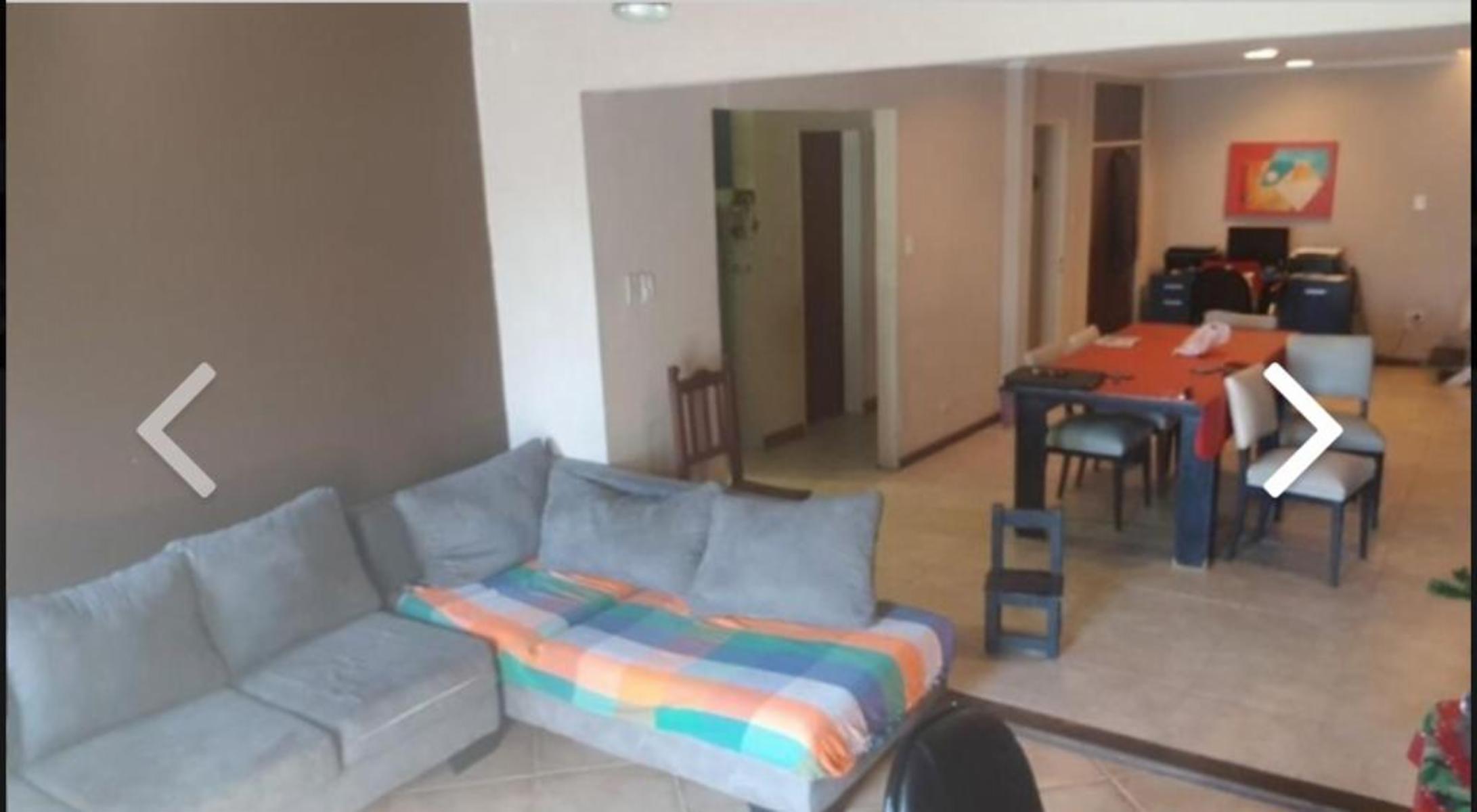VENTA MODERNA CASA EN MORON. 4 DORMITORIOS PILETA QUINCHO, NADA POR HACERLE. U$S 105000 TOMA MENOR VALOR OPORTUNIDAD — foto 2