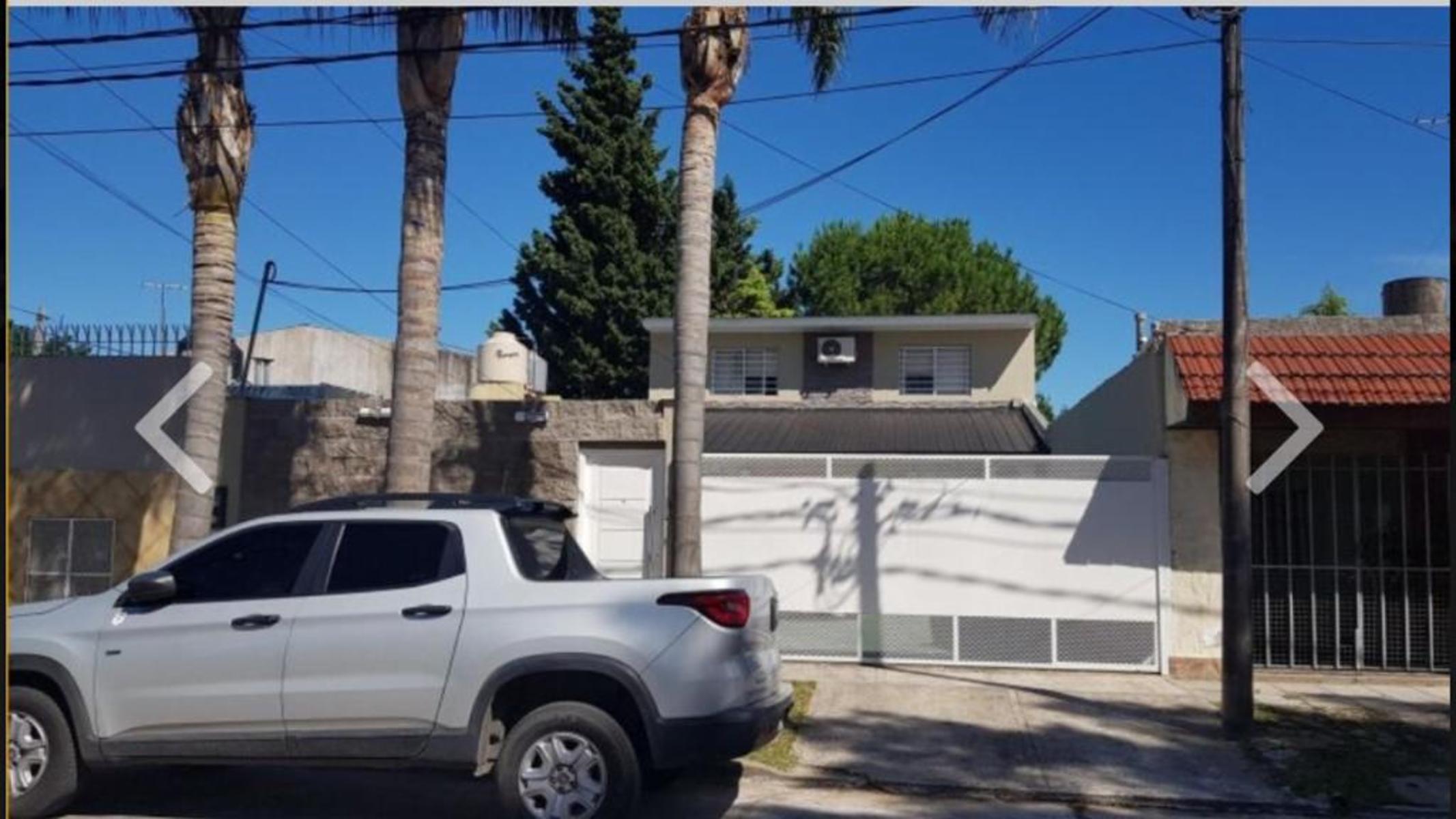 VENTA MODERNA CASA EN MORON. 4 DORMITORIOS PILETA QUINCHO, NADA POR HACERLE. U$S 105000 TOMA MENOR VALOR OPORTUNIDAD — foto 12