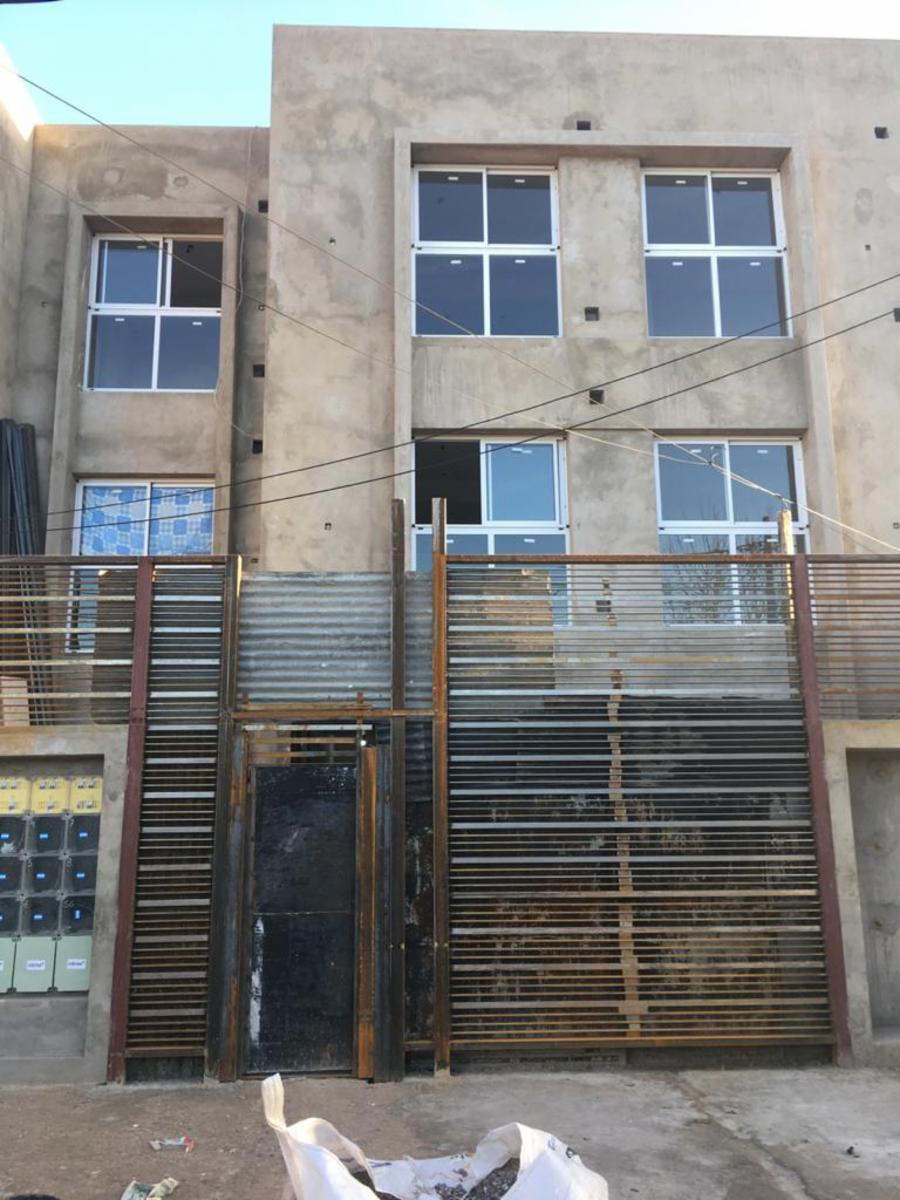 VENTA DEPARTAMENTOS DE 1 Y 2 AMBIENTES CON PATIO , DE CALIDAD EN VILLA LUZURIAGA. DESDE U$S 49000 — foto 3