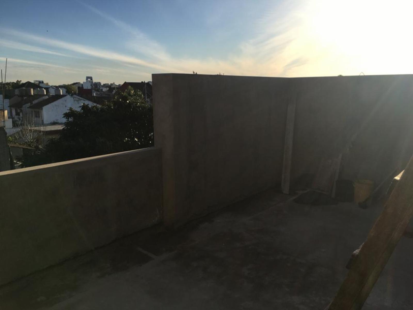 VENTA DEPARTAMENTOS DE 1 Y 2 AMBIENTES CON PATIO EN LUZURIAGA. DESDE U$S 49000 — foto 5