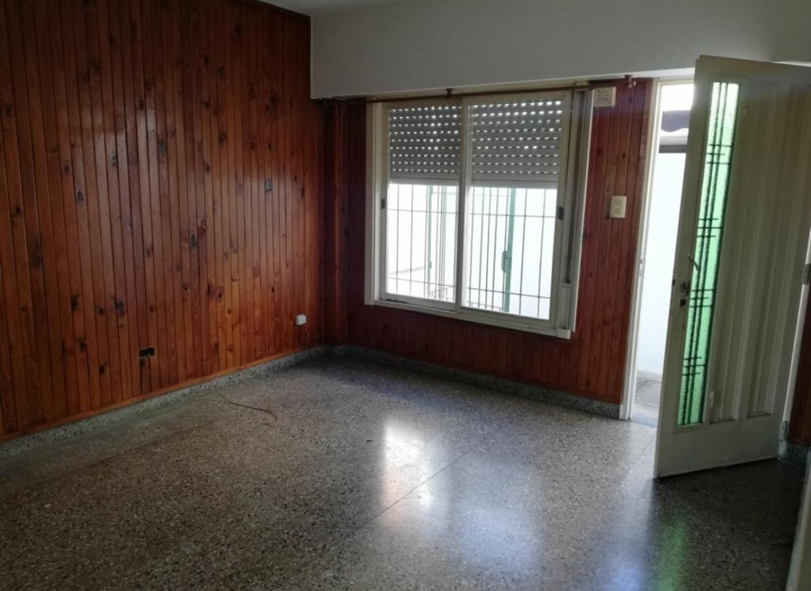 VENTA PH 3 AMBIENTES CON PATIO EN BIUENA ZONA DE MORON. U$S 65000 — foto 4