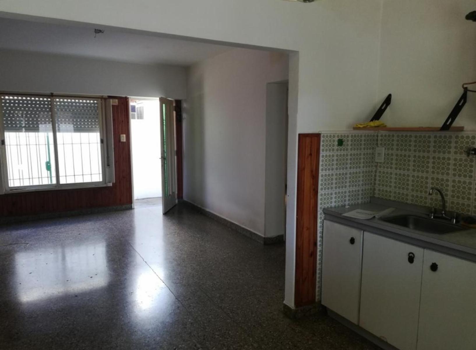 VENTA PH 3 AMBIENTES CON PATIO EN BIUENA ZONA DE MORON. U$S 65000 — foto 7