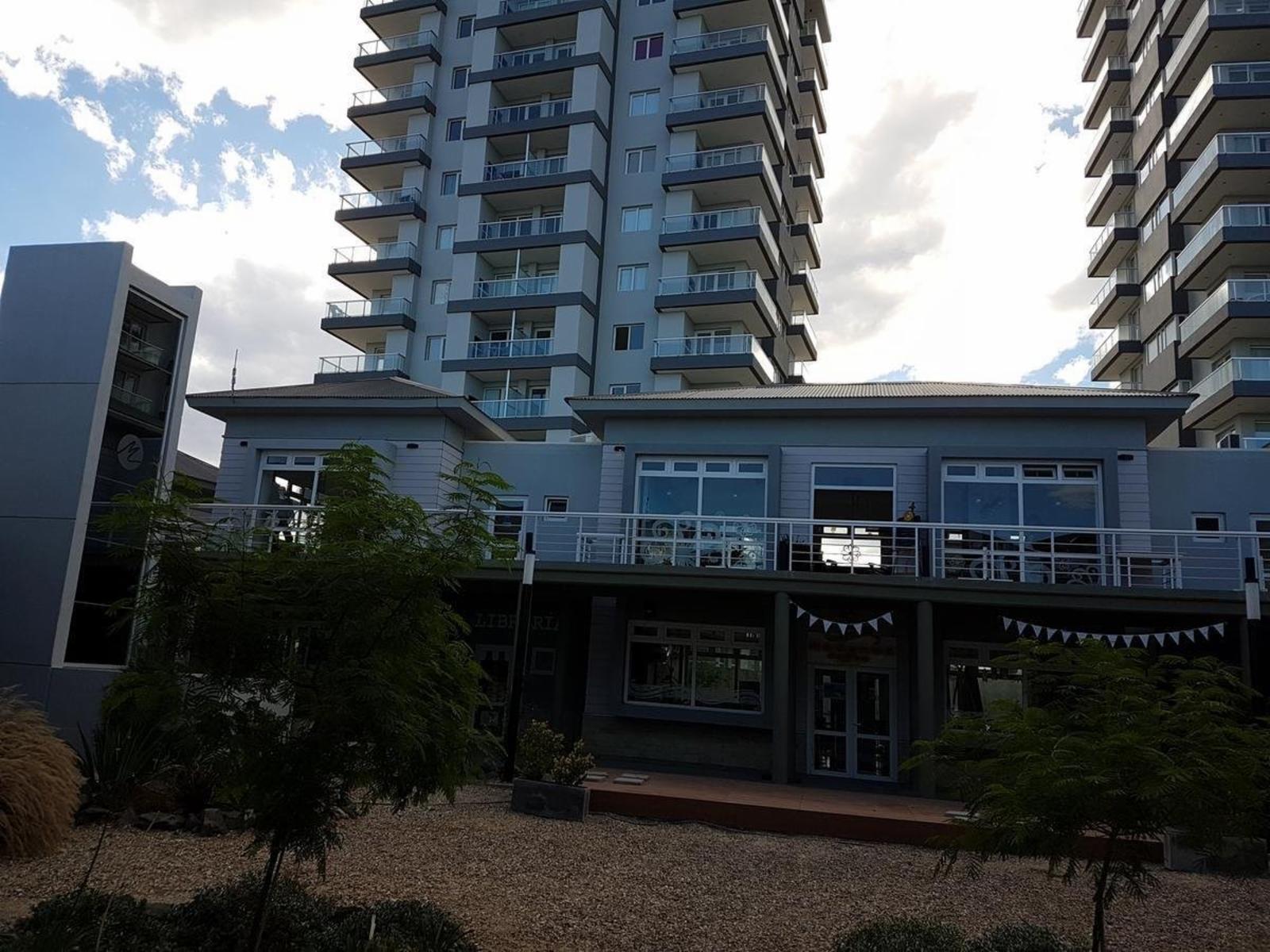 Excelente departamento con piscina climatizada - 3