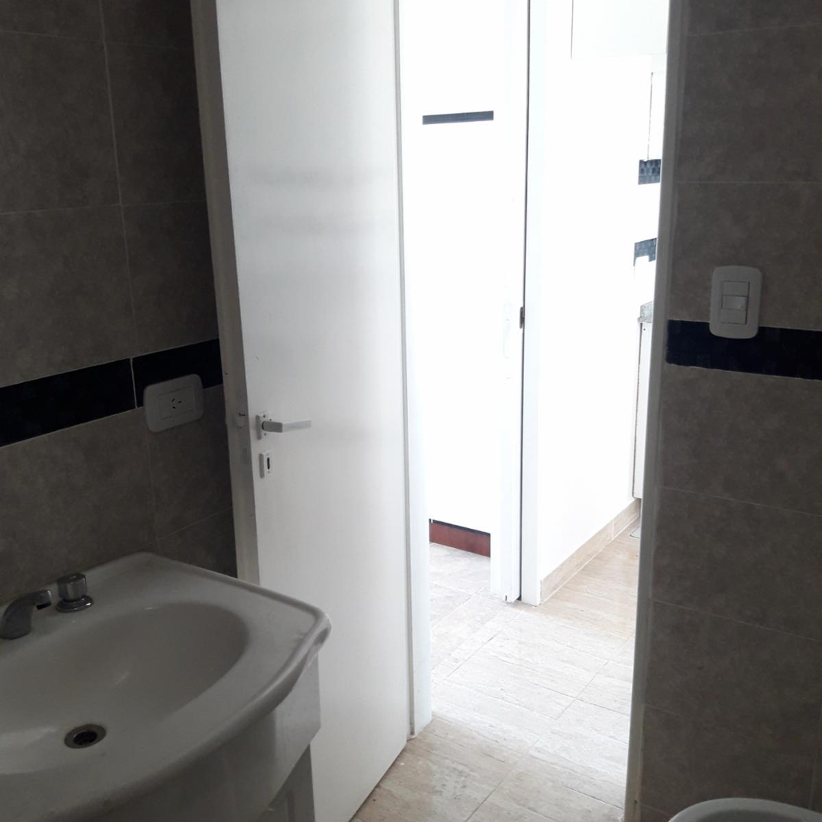 Depto 2 Amb En Venta En Pozo En Ramos Mejía - Avellaneda AMPLISIMOS DEPARTAMENTOS DE 2 AMBIENTES EN SEGUNDO PISO, A ESTRENAR — foto 6