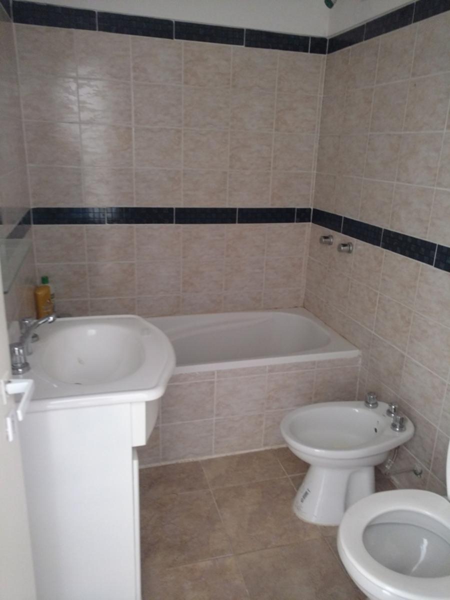 Depto 2 Ambientes Con Cochera Y Patio En Venta Apto Credito — foto 10