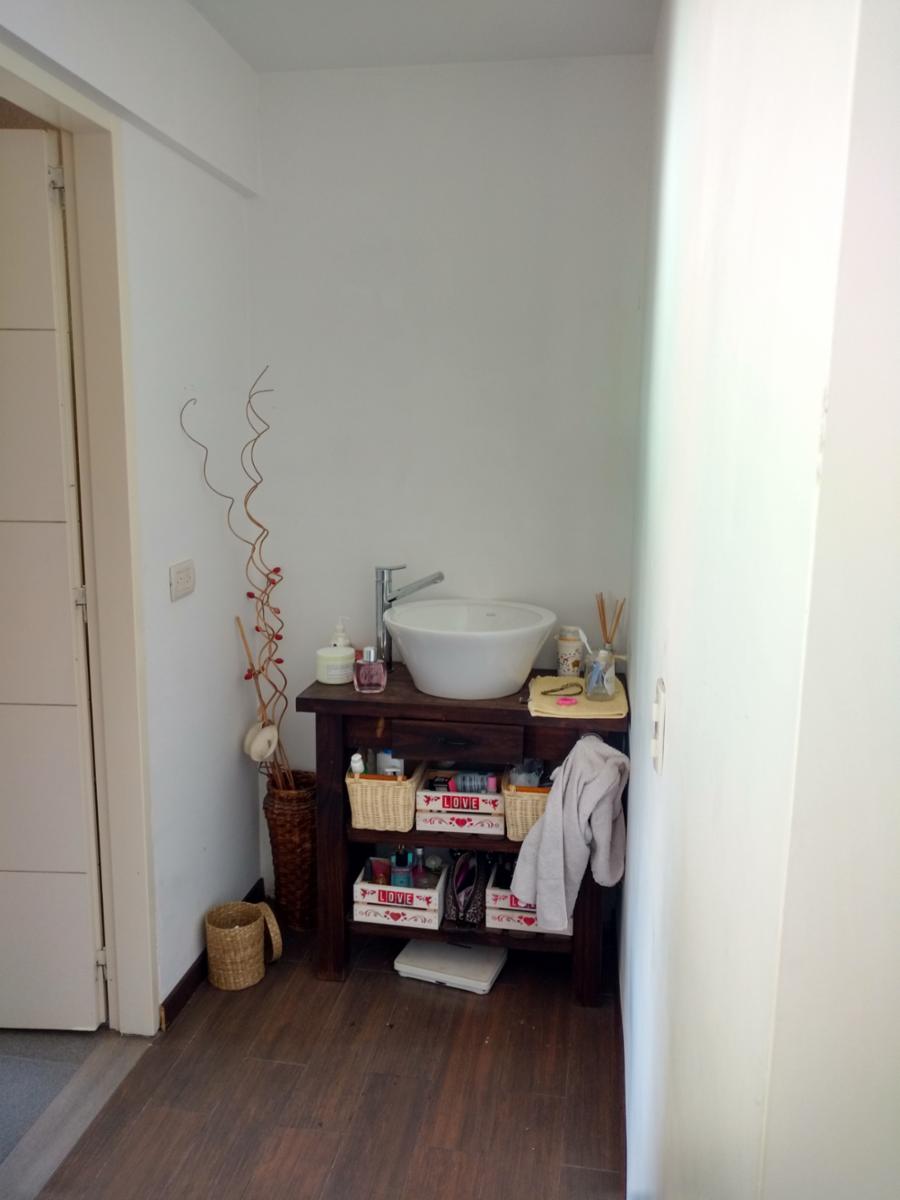 Impactante Casa De 4 Ambientes En Villa Luzuriaga — foto 11