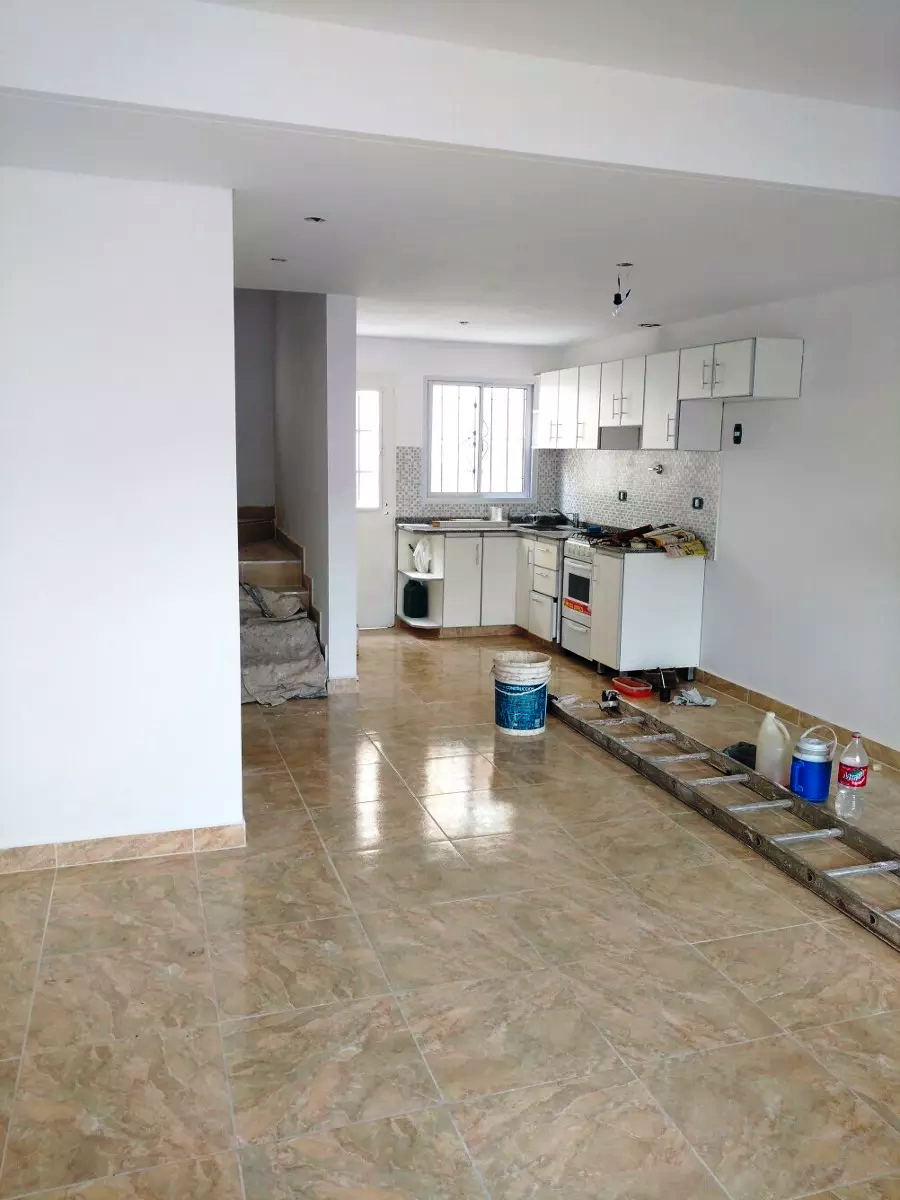 Duplex T/casa 3 Ambientes Con Cochera Y Patio En Ramos Mejía — foto 8