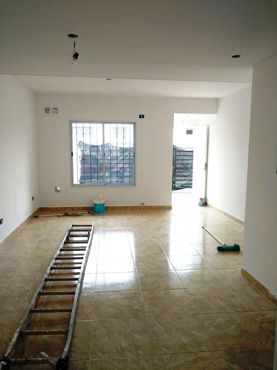 Duplex T/casa 3 Ambientes Con Cochera Y Patio En Ramos Mejía — foto 10