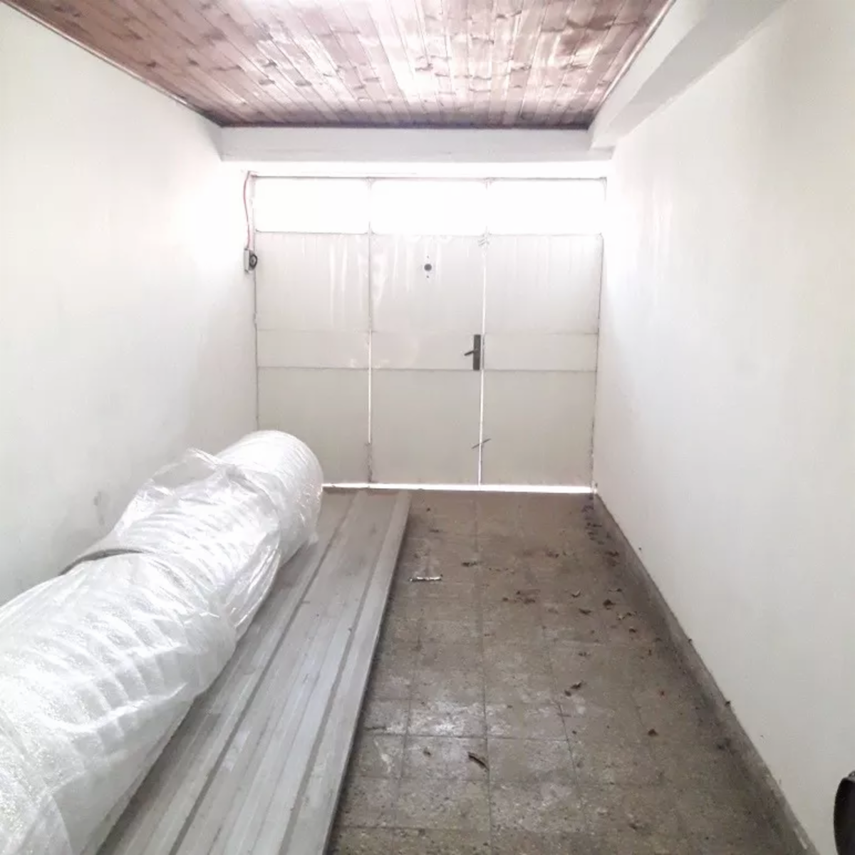 Casa De 3 Ambientes Con Cochera A Reciclar En Venta — foto 11