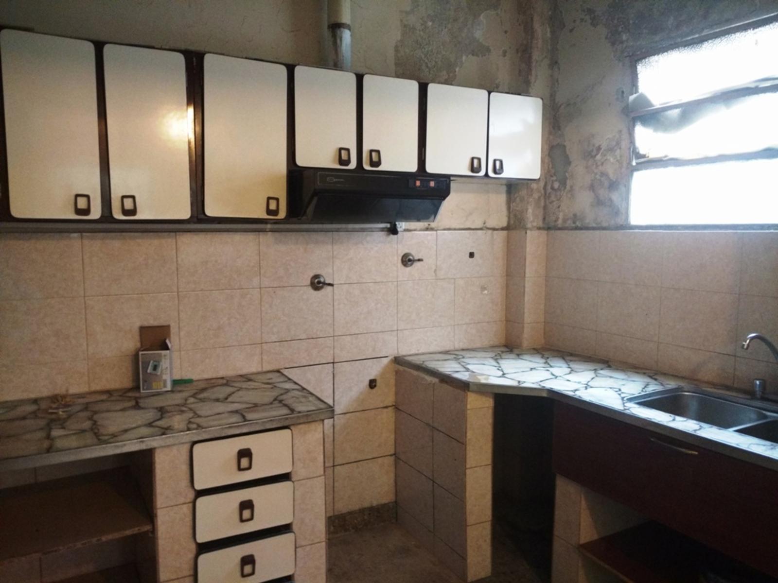 2 Ph 3 Y 4 Ambientes En Venta En Lomas Del Mirador 2familias — foto 2