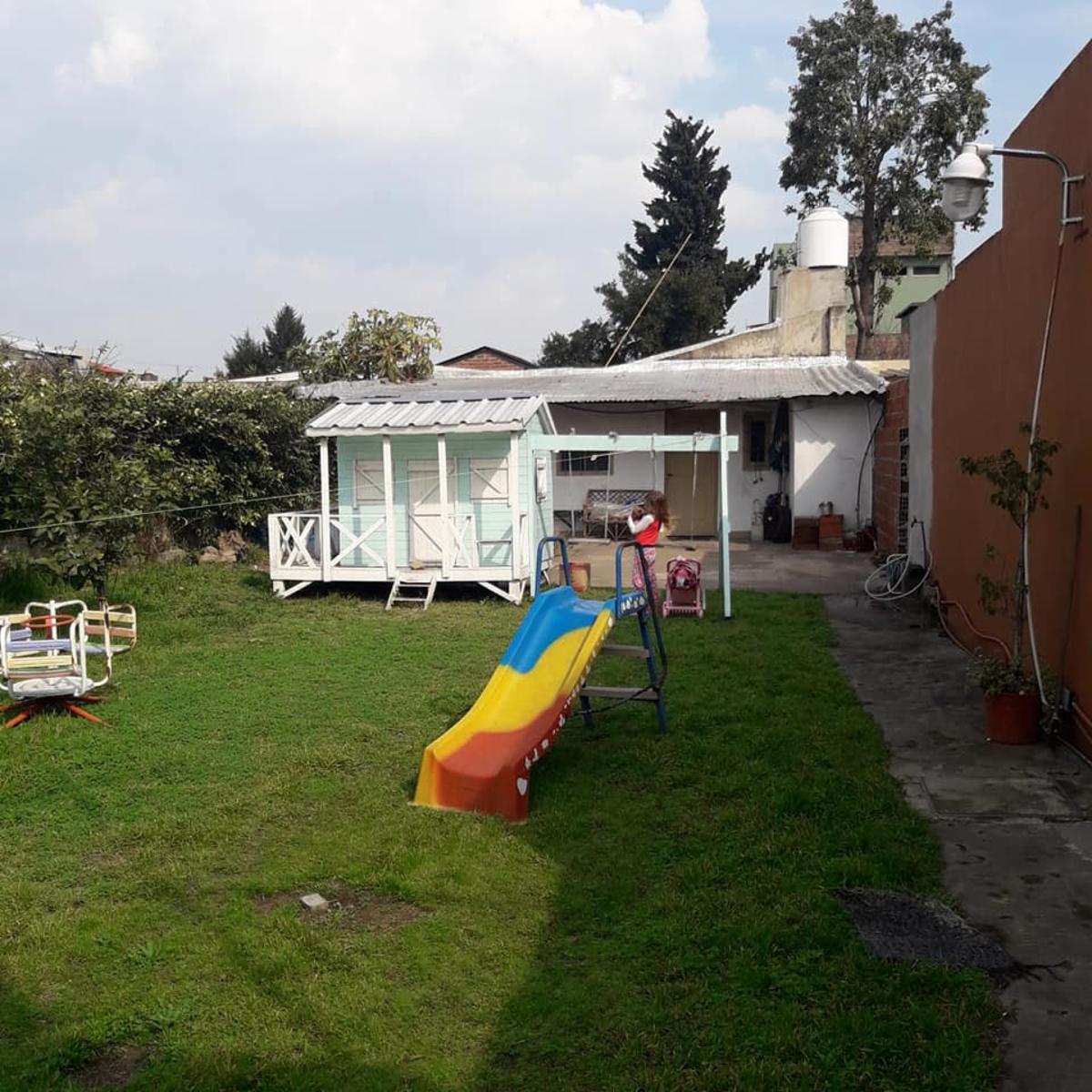 CASA SOBRE LOTE DE 10 X 50. — foto 4