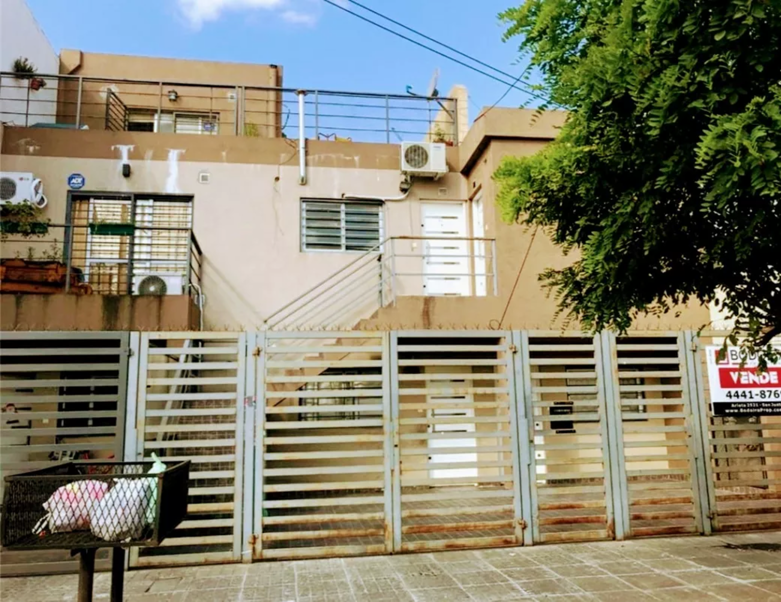 Excelente OPORTUNIDAD Monoambiente con cochera Y PATIO