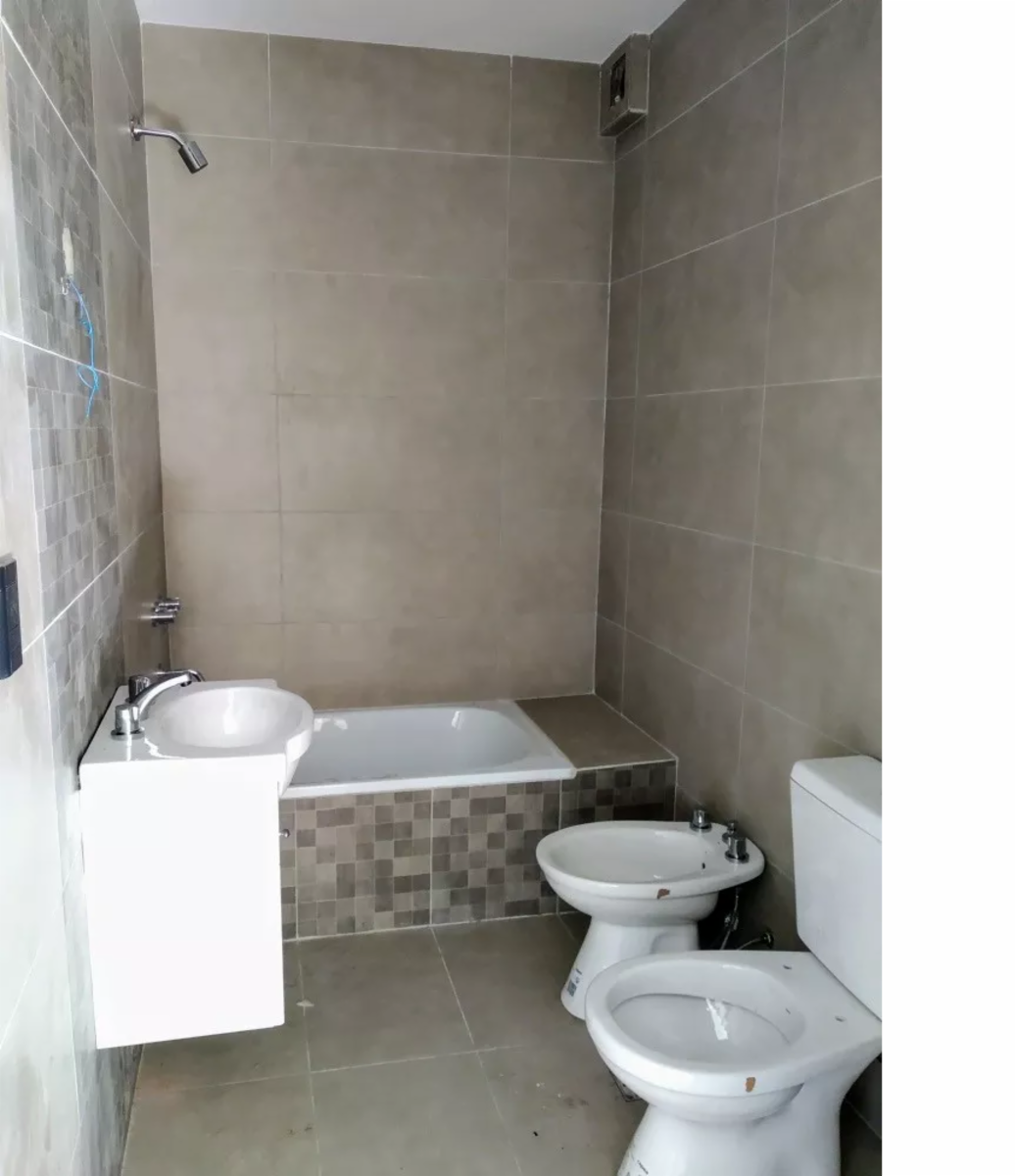Excelente departamento de 3 ambientes estrenar en zona San Justo centro — foto 4