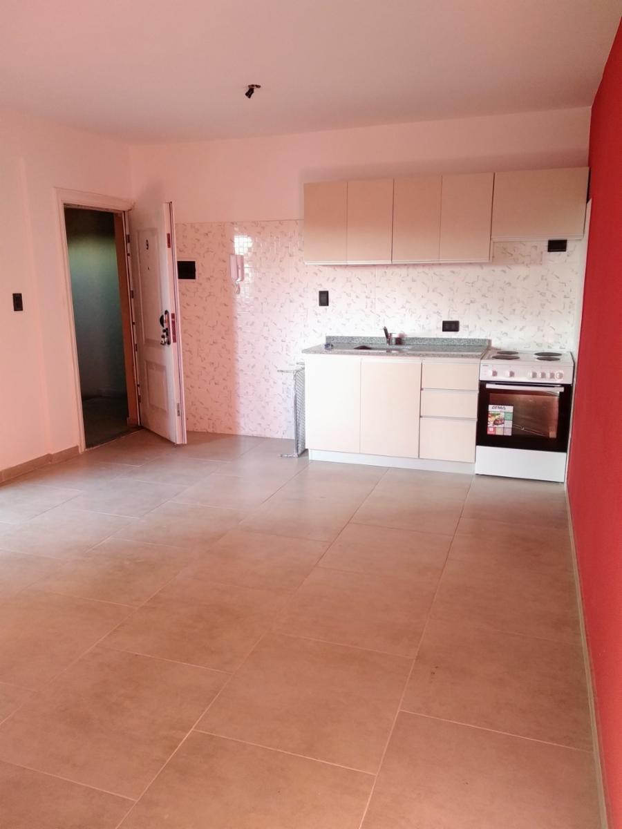 DEPARTAMENTO DE 2 AMBIENTES EN VENTA EN VILLA LUZURIAGA — foto 4
