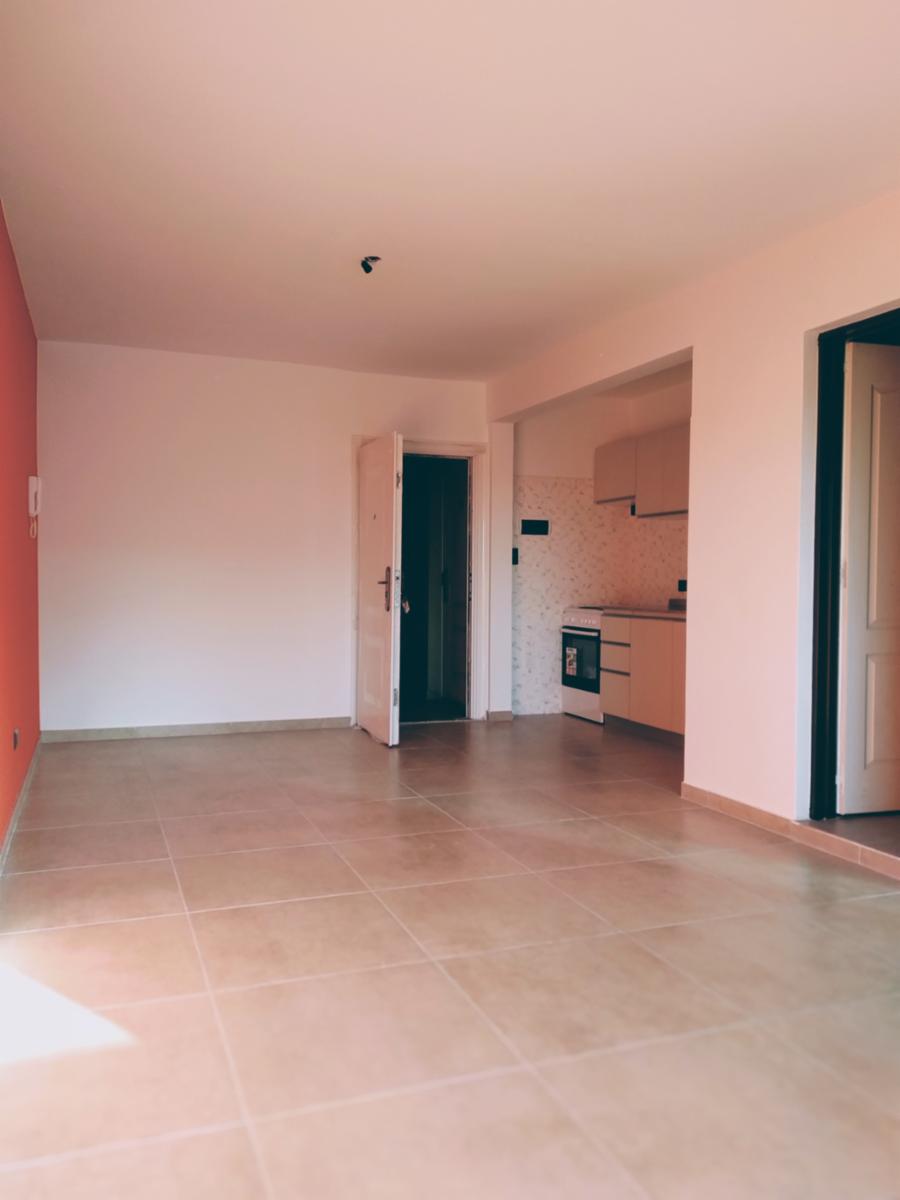 DEPARTAMENTO DE 2 AMBIENTES EN VENTA EN VILLA LUZURIAGA — foto 5