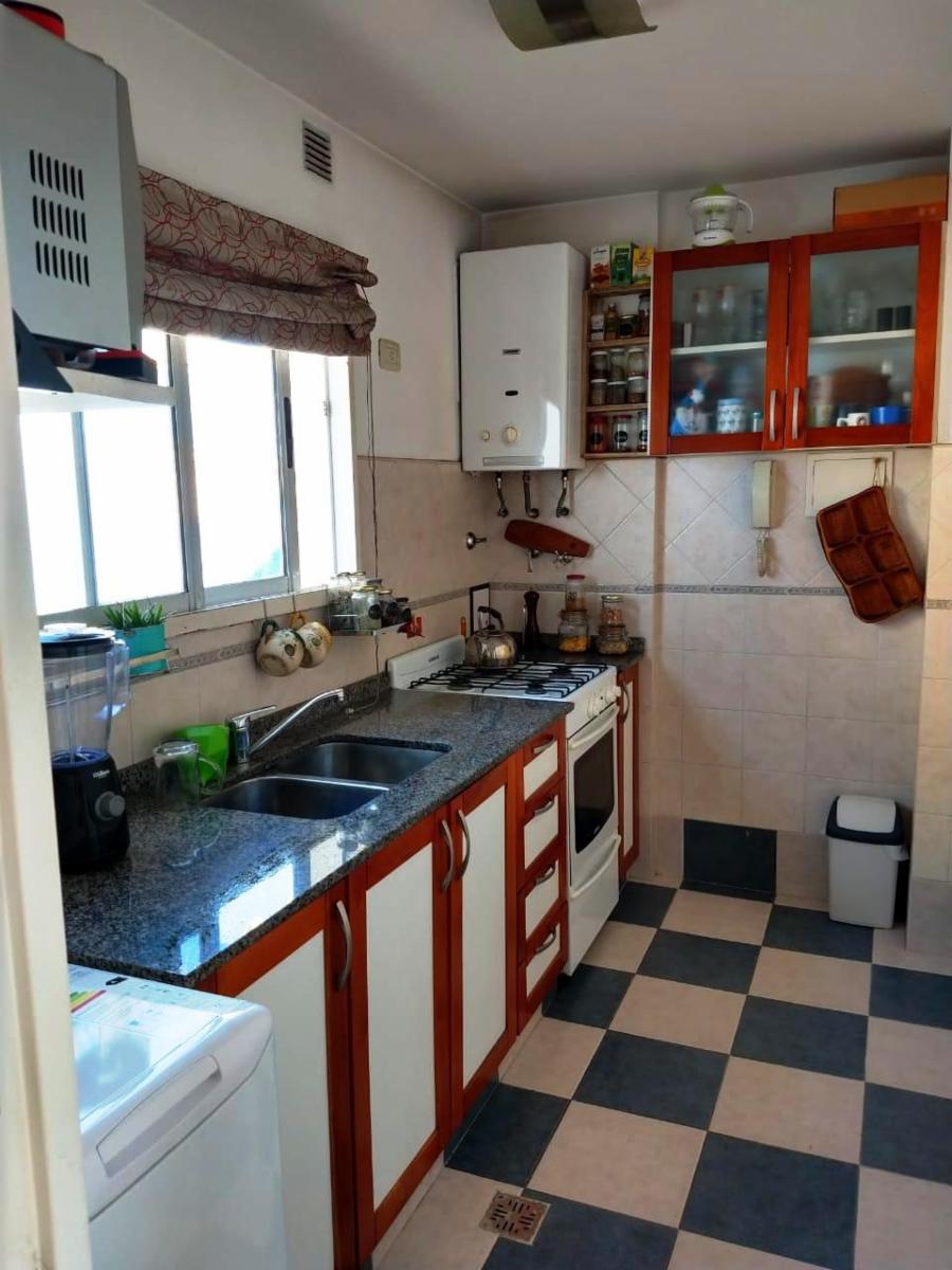 EXCELENTE OPORTUNIDAD DEPTO DE 2 AMBIENTES — foto 2