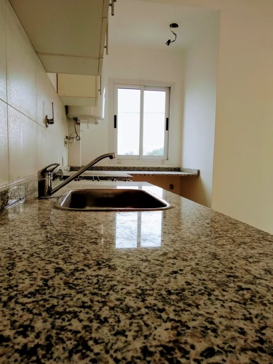 EXCELENTE DEPARTAMENTO DE 2 AMBIENTES EN VENTA AL FRENTE - VILLA LUZURIAGA — foto 6