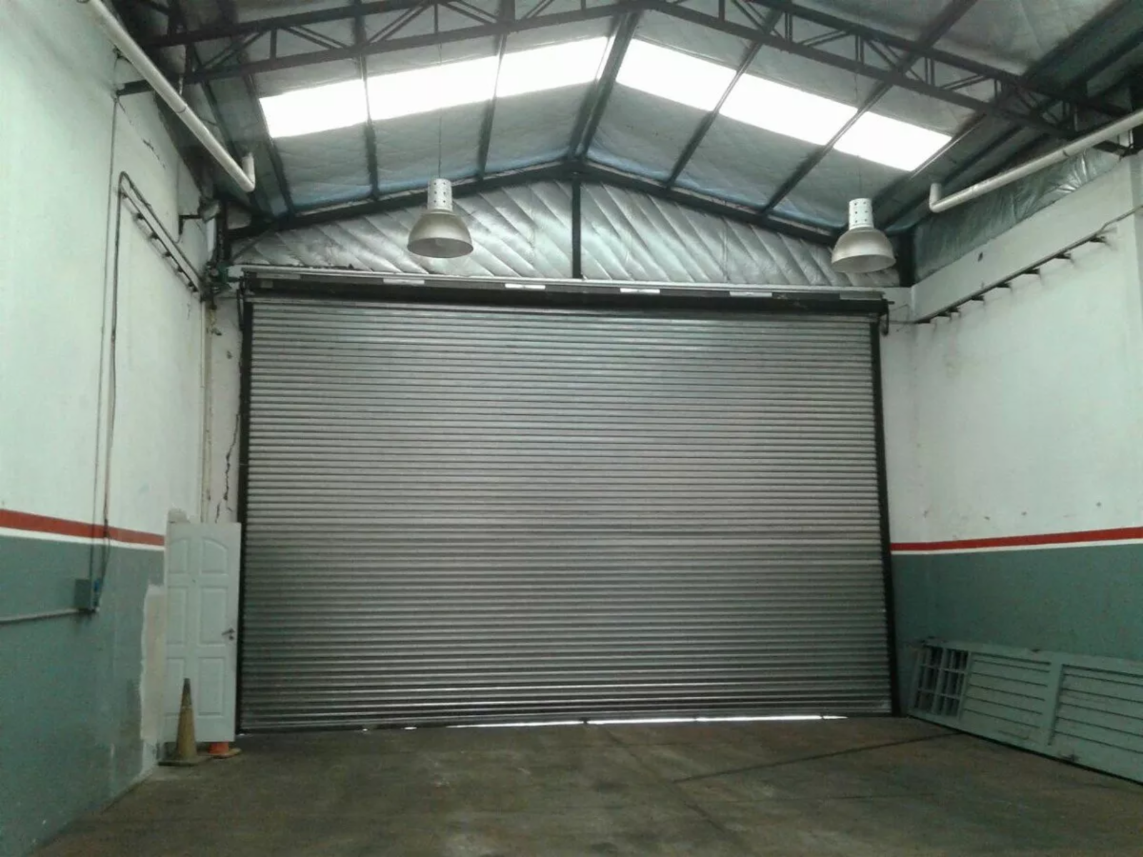3 DEPOSITOS CON GALPON Y TALLER EN VENTA - SAN JUSTO — foto 12