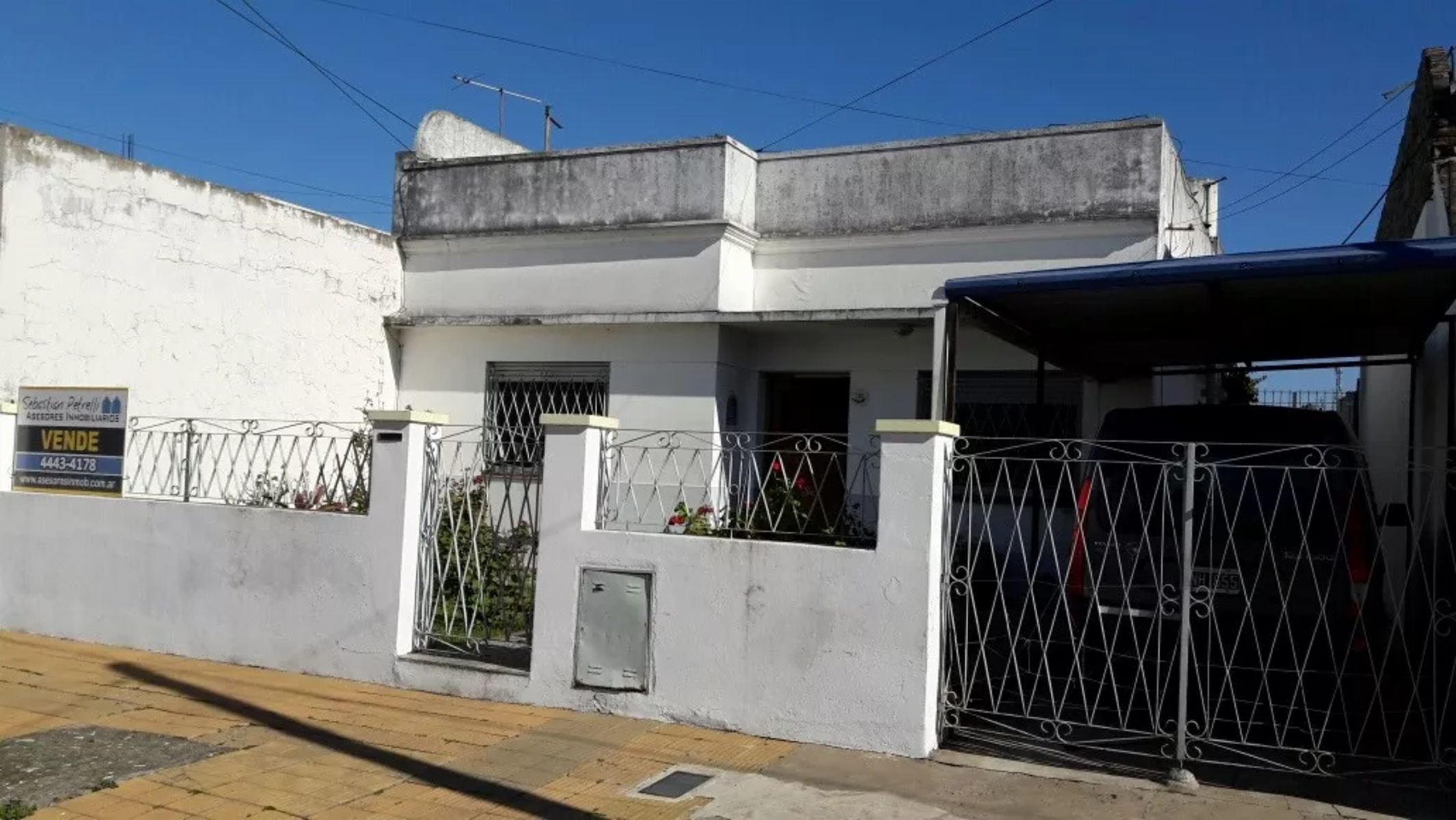 CASA DE 3 AMBIENTE SOBRE LOTE PROPIO EN VENTA - LOMAS DEL MIRADOR — foto 2