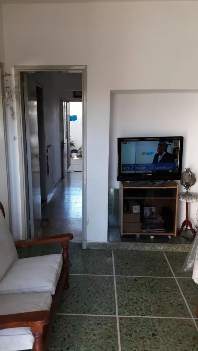 CASA DE 3 AMBIENTE SOBRE LOTE PROPIO EN VENTA - LOMAS DEL MIRADOR — foto 12