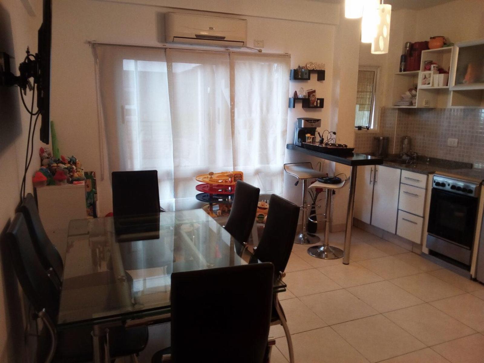 EXCELENTE DEPARTAMENTO DE 2 AMBIENTES CON COCHERA EN VENTA - RAMOS MEJIA — foto 3