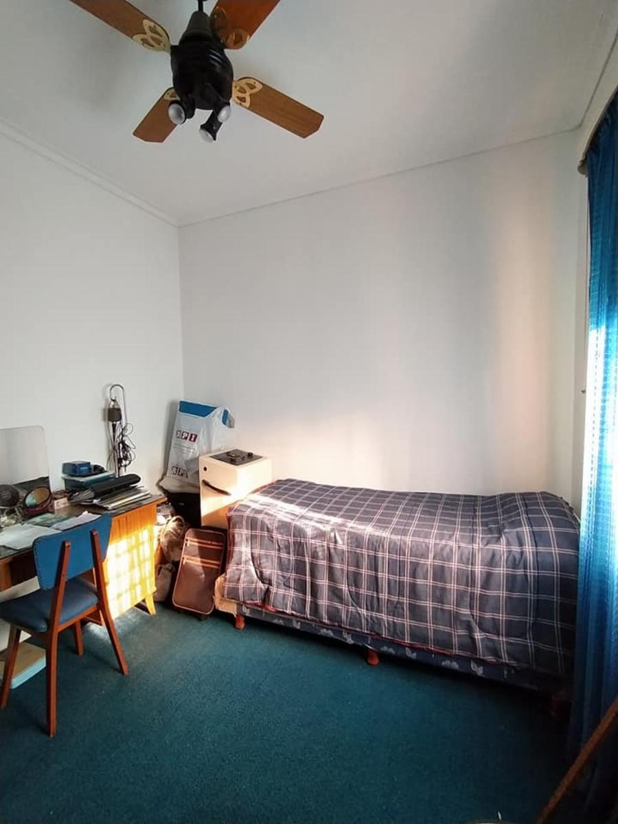 VENTA DE CASA 5 AMBIENTES EN VILLA LUZURIAGA — foto 2
