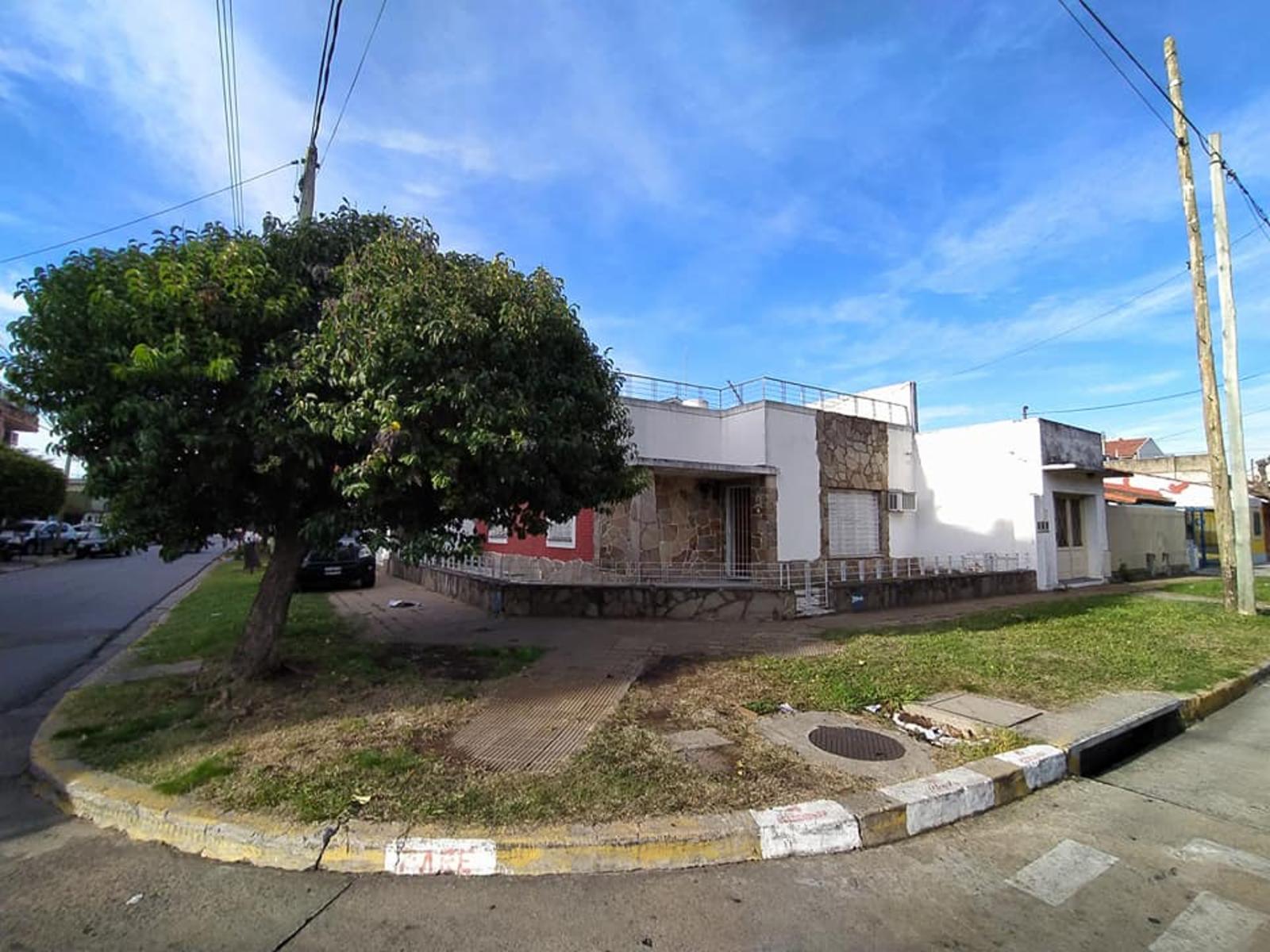 VENTA DE CASA 5 AMBIENTES EN VILLA LUZURIAGA — foto 9
