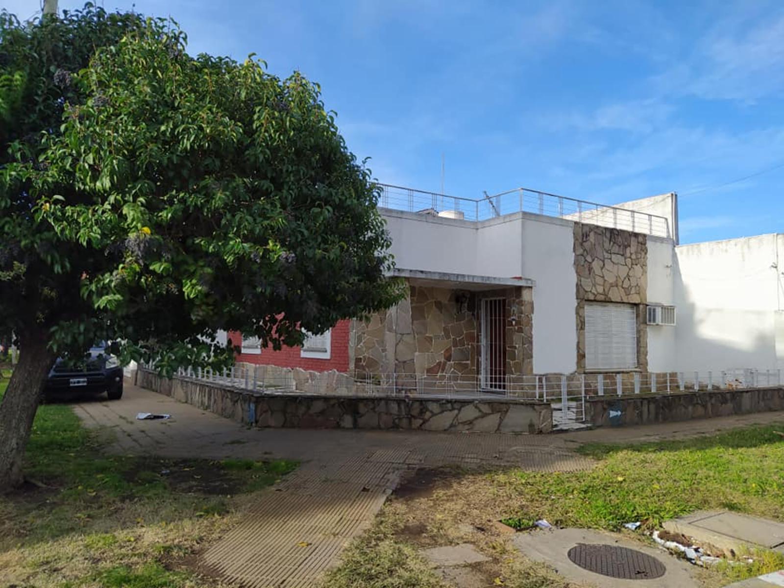 VENTA DE CASA 5 AMBIENTES EN VILLA LUZURIAGA — foto 12