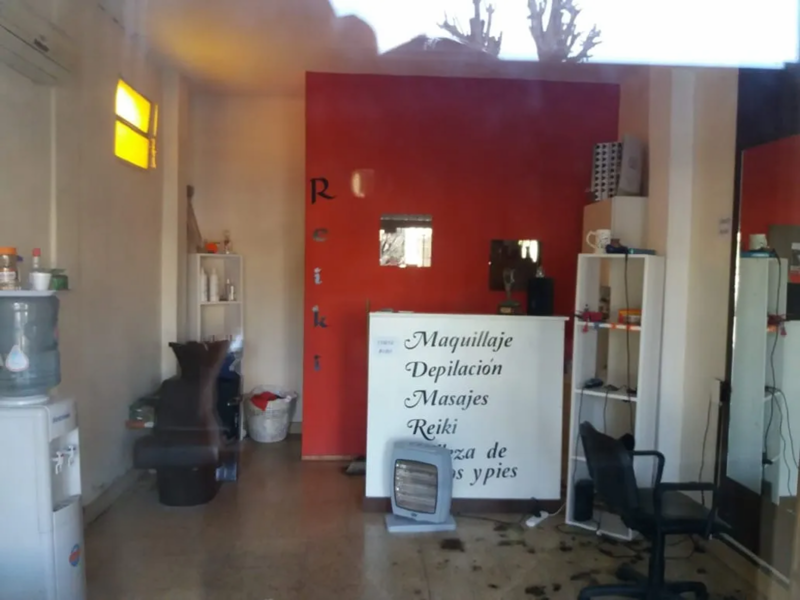 Local comercial en venta en Villa Luzuriaga — foto 2