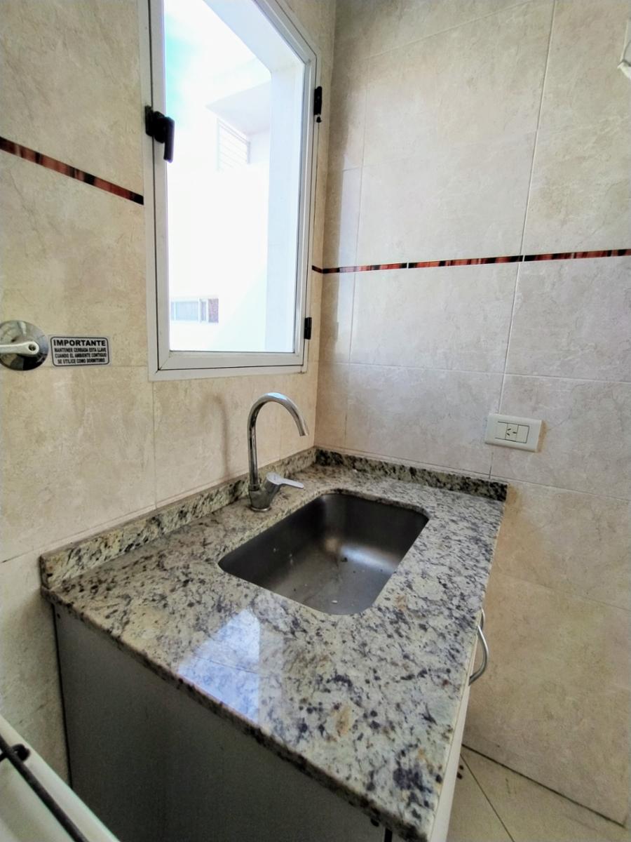 Monoambiente en Venta en Villa Luzuriaga — foto 9