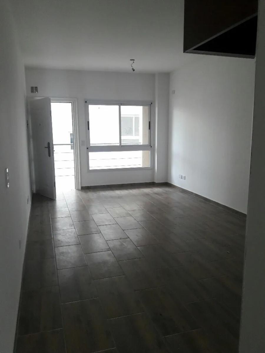 Depto de 2 ambientes con terraza propia en Villa Luzuriaga — foto 3