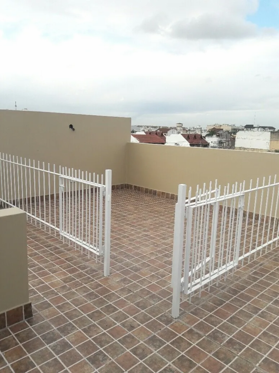 Depto de 2 ambientes con terraza propia en Villa Luzuriaga — foto 8