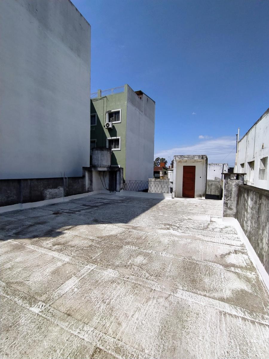 PH en venta a refaccionar de 3 Ambientes al frente posibilidad de ampliación — foto 14