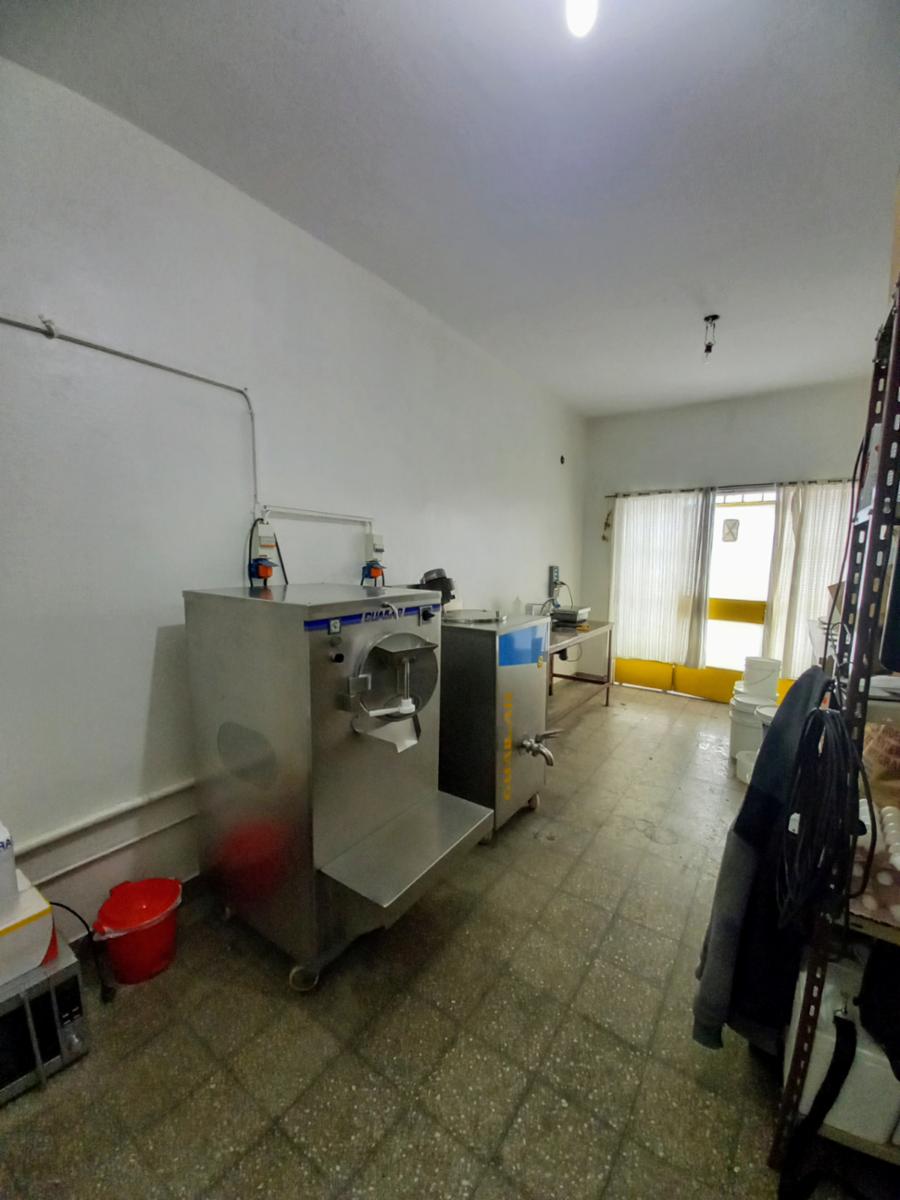 Venta de importante fondo de comercio Heladería zona Villa Luzuriaga — foto 8
