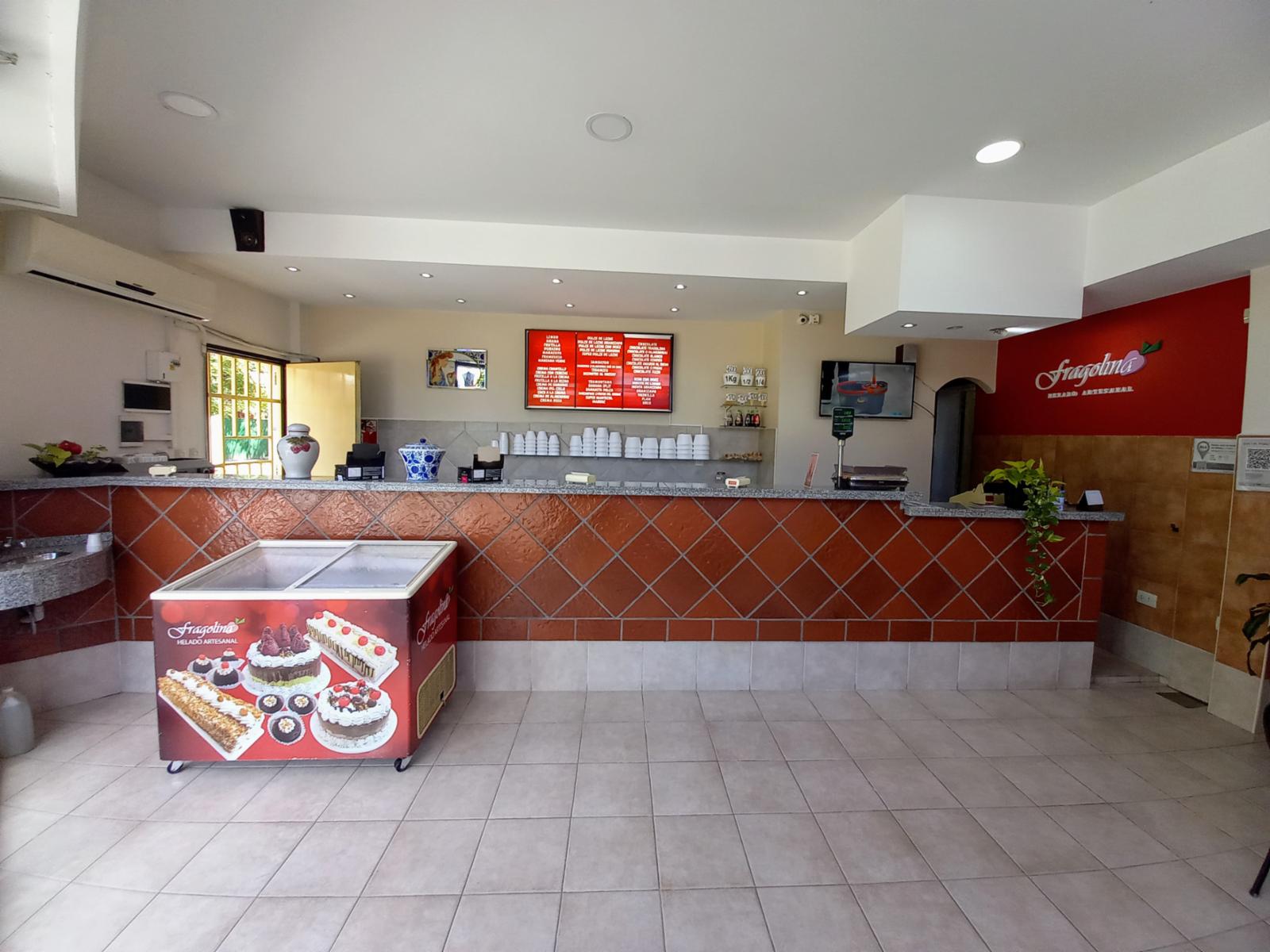 Venta de importante fondo de comercio Heladería zona Villa Luzuriaga — foto 9