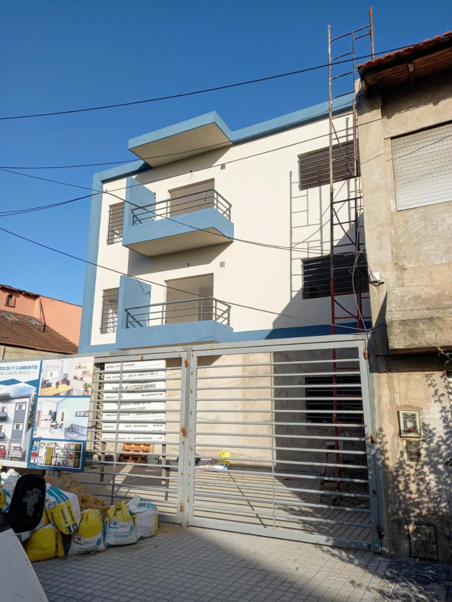 Departamento de 2 ambientes en planta baja con patio en Venta en Villa Luzuriaga a Precio Promocional — foto 9