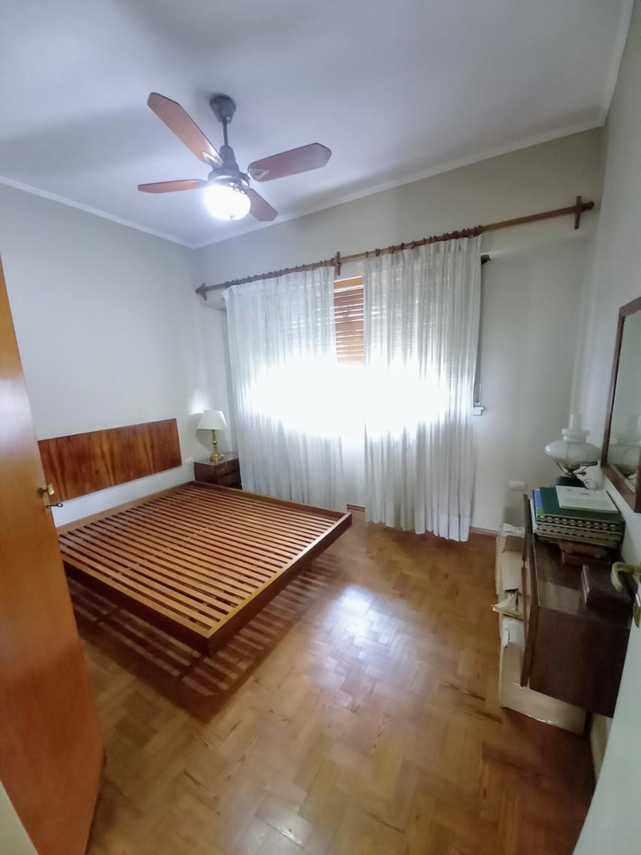Excelente Casa de 3 ambientes con fondo verde pileta y quincho zona colegio Don Bosco — foto 11